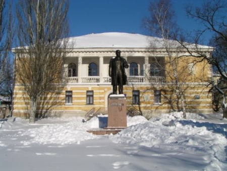 Пам'ятник Т.Г.Шевченку у м.Кіровограді